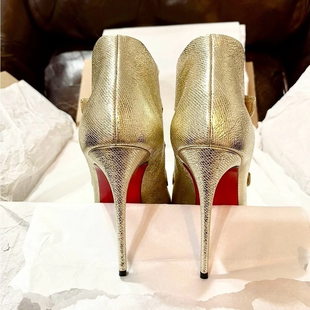 Christian Louboutin Triniboot ankle bootie, shiny gold supple leather EU38.5
